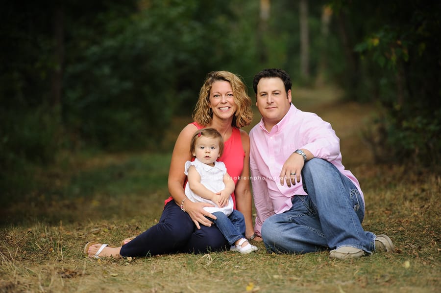 family photos outdoors in woods
