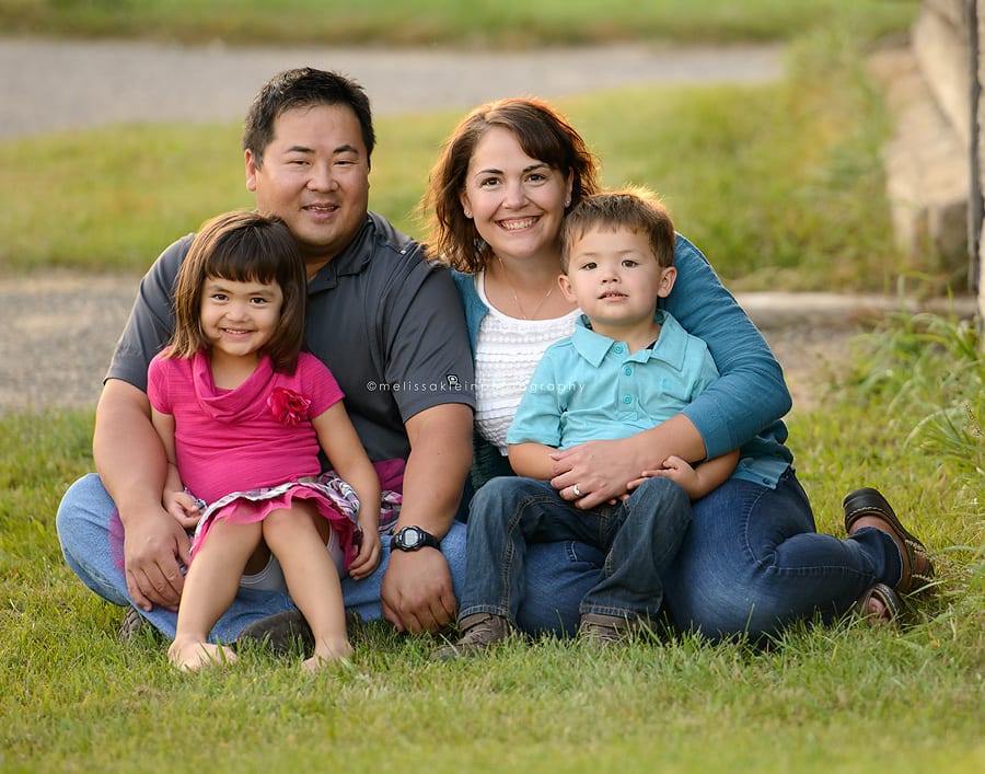 fun family portraits in MN