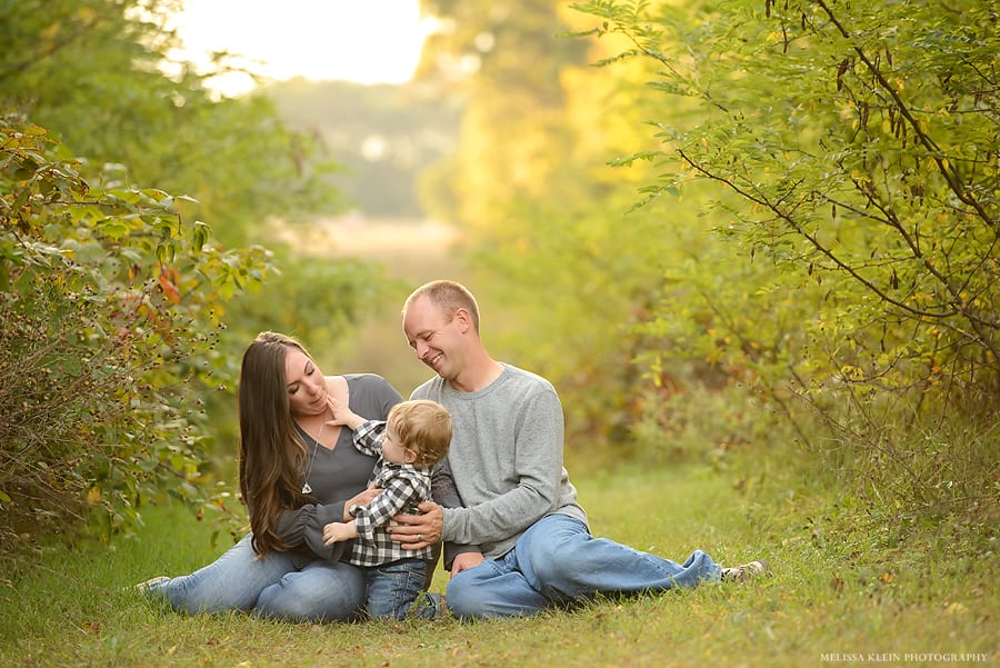 Family photographer in Maple Grove MN